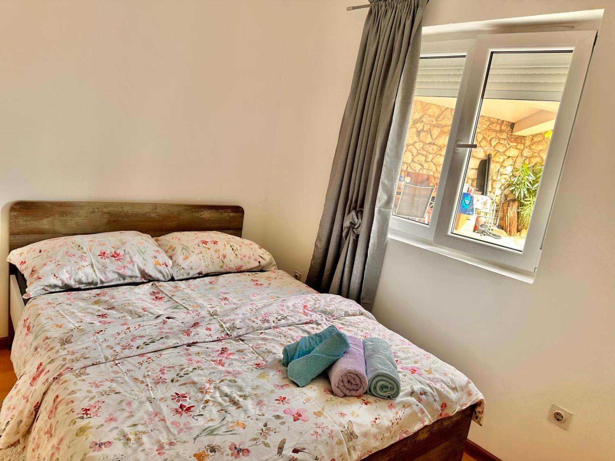 Apartmani Ana Dramalj Exterior foto